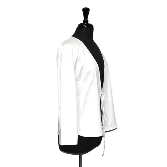 B0 NEW CLUB MONACO White Cotton Deep V-Neck Tie Front Closure Blouse Top Sz S/P - Picture 2 of 7